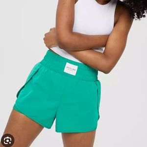 Offline by Arie hugger champ short with shorts inside